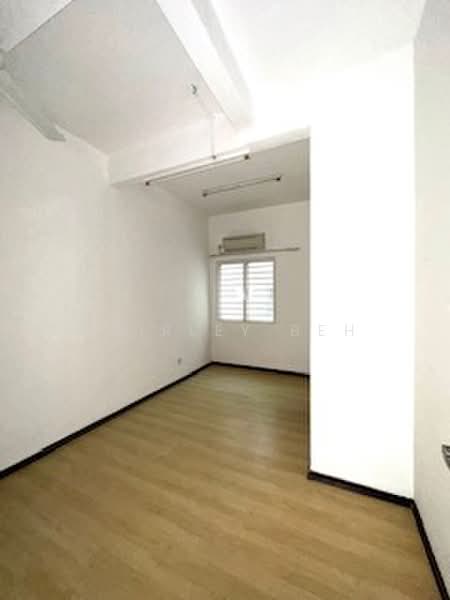 Rumah Teres 3-Tingkat untuk Dijual di Pantai Jerejak (Bayan Lepas) - Shirley Beh - Interior - PropertyGuru.com.my