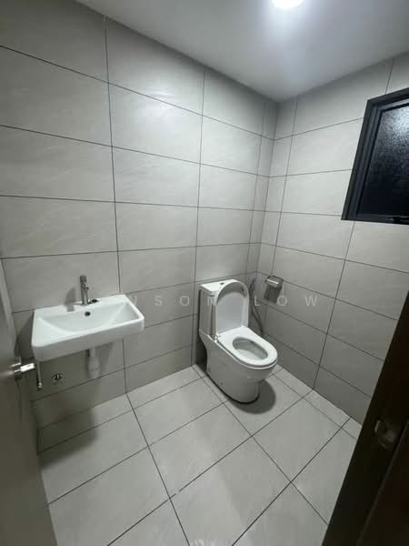 Kondominium untuk Disewa di Armani Residence Sg Long - Jenson Low - Bathroom - PropertyGuru.com.my