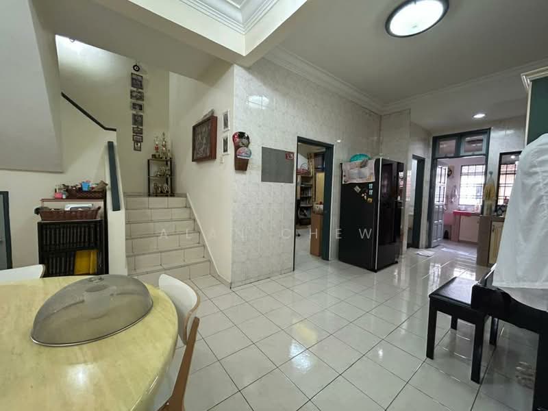2-storey Terraced House for Sale in Taman Desa Cemerlang (Ulu Tiram) - Alan Chew - PropertyGuru.com.my