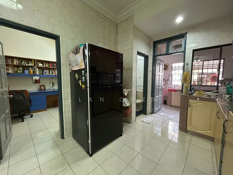 2-storey Terraced House for Sale in Taman Desa Cemerlang (Ulu Tiram) - Alan Chew - PropertyGuru.com.my