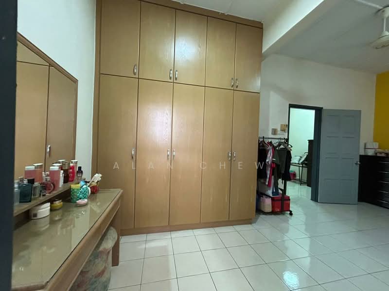 2-storey Terraced House for Sale in Taman Desa Cemerlang (Ulu Tiram) - Alan Chew - PropertyGuru.com.my