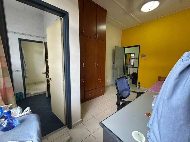 2-storey Terraced House for Sale in Taman Desa Cemerlang (Ulu Tiram) - Alan Chew - PropertyGuru.com.my