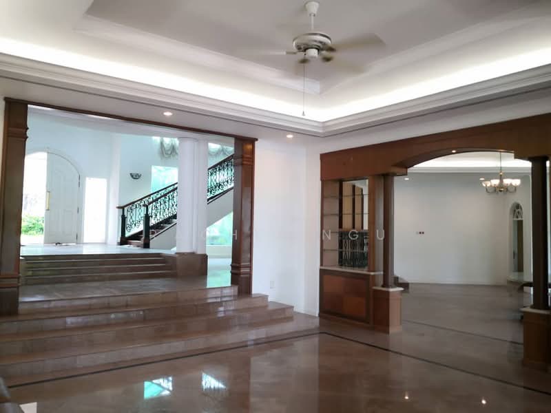 Rumah Banglo untuk Dijual di Petaling Jaya (Selangor) - Rachel Ngu - Entrance - PropertyGuru.com.my