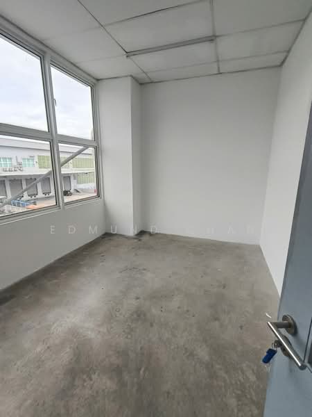 Gudang untuk Disewa di Seksyen 22 (Shah Alam) - Edmund Chan - Interior - PropertyGuru.com.my