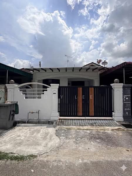1-storey Terraced House for Sale in Taman Kota Masai (Pasir Gudang) - Zoey Lee - Exterior - PropertyGuru.com.my