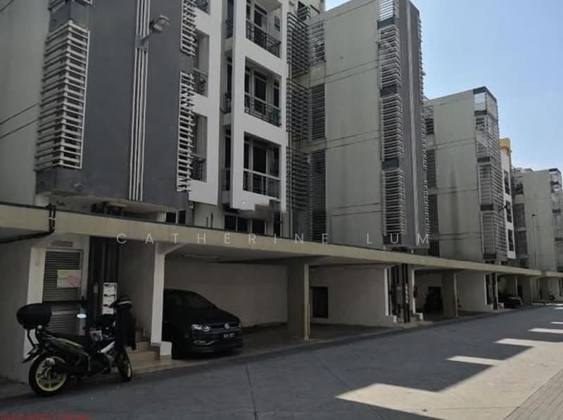 Townhouse for Sale in Cyber 11 (Cyberjaya) - Catherine Lum - Exterior - PropertyGuru.com.my