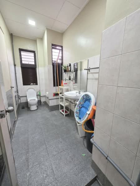 Terraced House for Sale in Alam Damai (Cheras) - Ken Lew - Bathroom - PropertyGuru.com.my