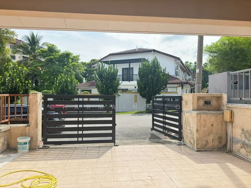 Rumah Teres 2 Tingkat untuk Dijual di Bandar Mahkota Cheras (Cheras) - Charmaine Loo - Exterior - PropertyGuru.com.my