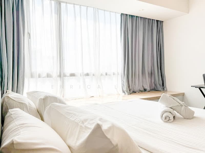 Service Residence for Sale at R&F Princess Cove Phase 1 - Enrica Long - Bedroom - PropertyGuru.com.my