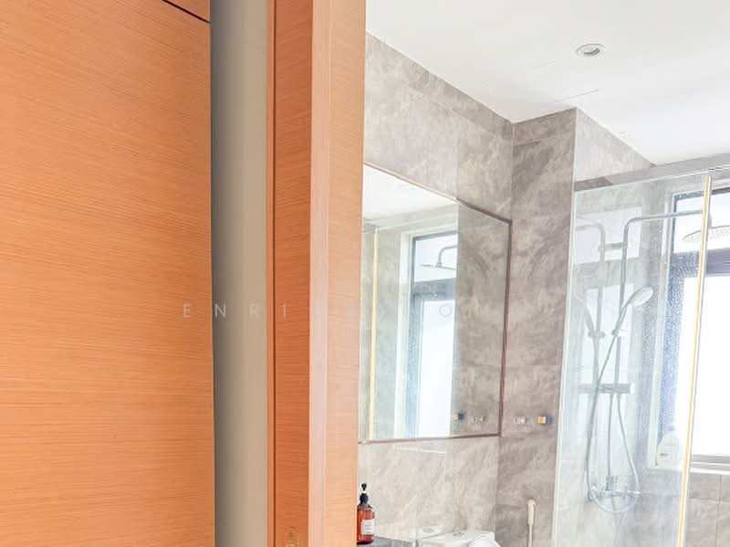 Service Residence for Sale at R&F Princess Cove Phase 1 - Enrica Long - Bathroom - PropertyGuru.com.my