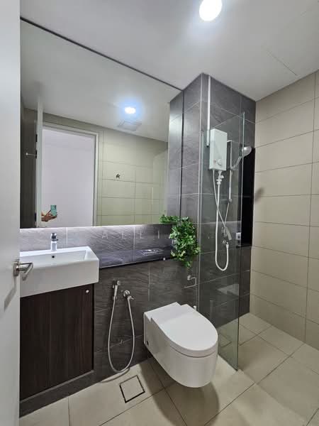 Service Residence for Rent at Lot 15 - Allie . - Bathroom - PropertyGuru.com.my