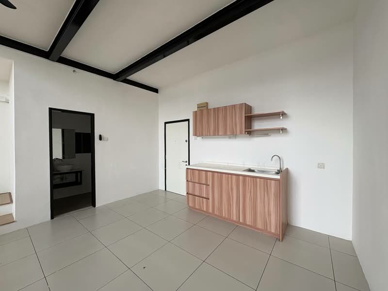 Service Residence for Rent at SOHO @ Empire City - Hailey Lim - Kitchen - PropertyGuru.com.my