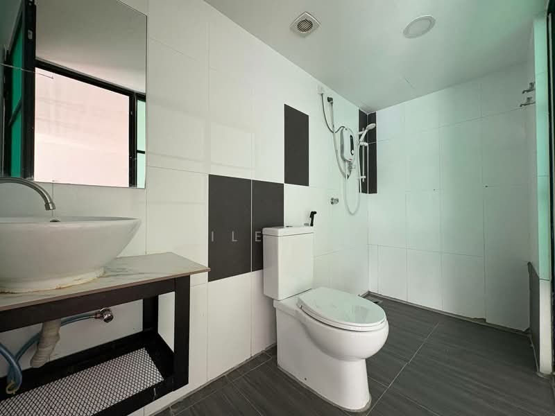 Service Residence for Rent at SOHO @ Empire City - Hailey Lim - Bathroom - PropertyGuru.com.my