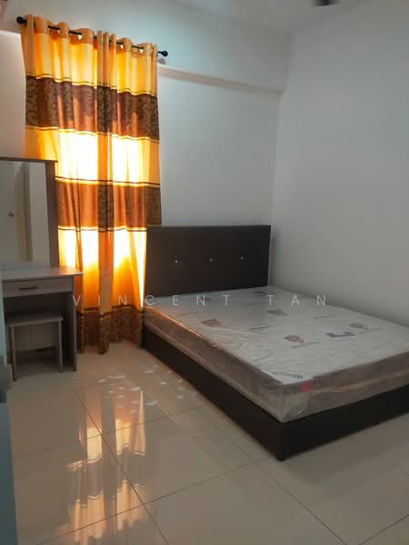 Kondominium untuk Disewa di Emerald Residence - Vincent Tan - Bedroom - PropertyGuru.com.my