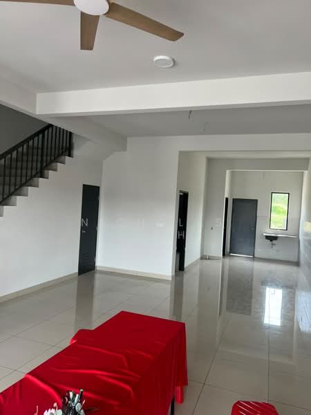 2-storey Terraced House for Sale in Klang (Selangor) - Nicholas Quah - Living Room - PropertyGuru.com.my