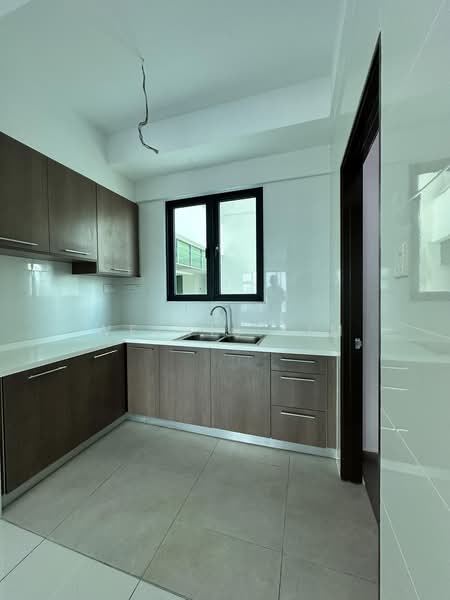 Condominium for Sale at Hillcrest Heights - Welnis Lim - Kitchen - PropertyGuru.com.my