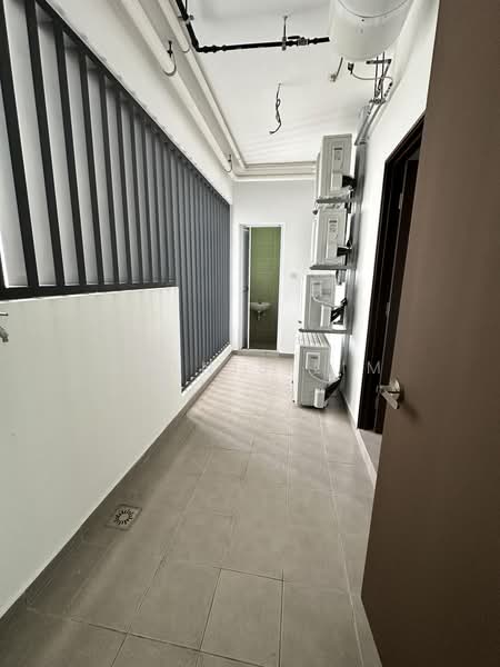Condominium for Sale at Hillcrest Heights - Welnis Lim - Corridor - PropertyGuru.com.my