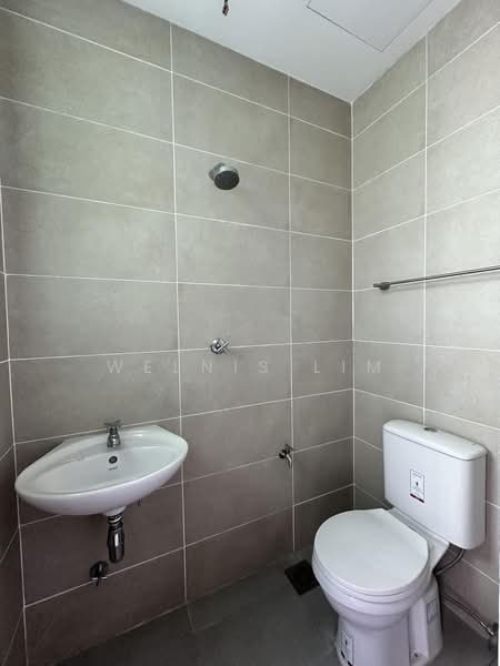 Condominium for Sale at Hillcrest Heights - Welnis Lim - Bathroom - PropertyGuru.com.my