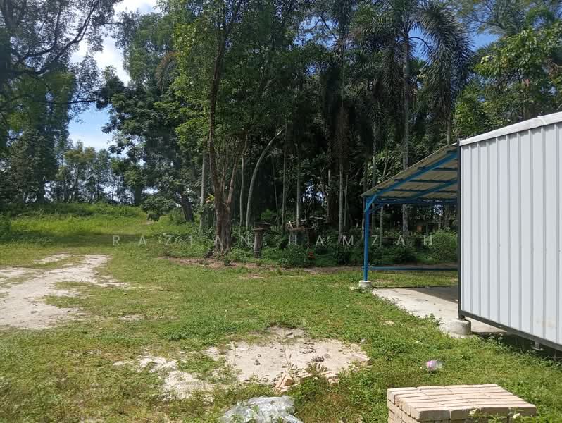 Hartanah Yang Lain untuk Dijual di Kampung Air Hitam Labu (Kampar) - Razlan Hamzah - Exterior - PropertyGuru.com.my
