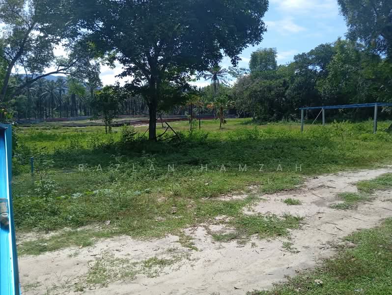 Hartanah Yang Lain untuk Dijual di Kampung Air Hitam Labu (Kampar) - Razlan Hamzah - Exterior - PropertyGuru.com.my