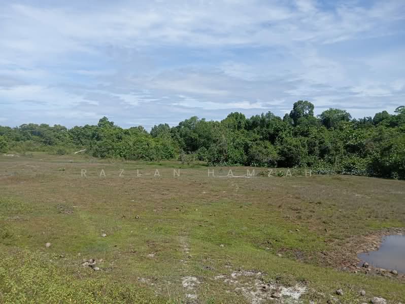 Hartanah Yang Lain untuk Dijual di Kampung Air Hitam Labu (Kampar) - Razlan Hamzah - Exterior - PropertyGuru.com.my