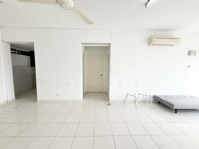Kondominium untuk Dijual di Alpha Villa - Amzar Faiz - PropertyGuru.com.my