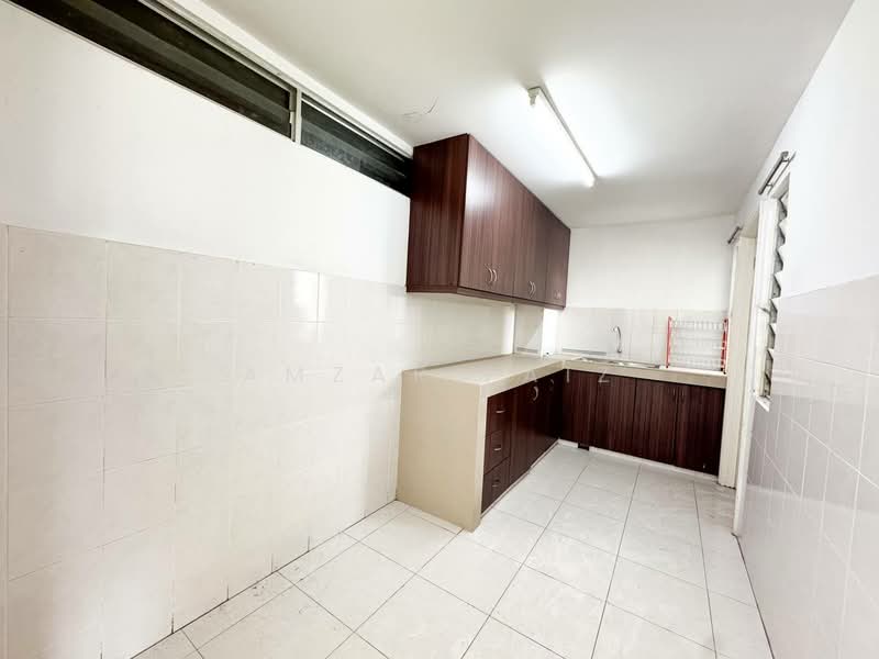 Kondominium untuk Dijual di Alpha Villa - Amzar Faiz - PropertyGuru.com.my