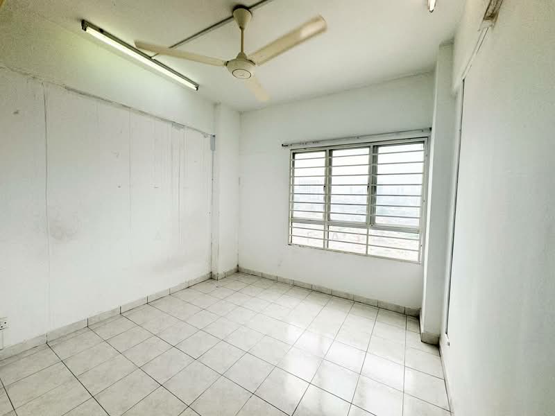Kondominium untuk Dijual di Alpha Villa - Amzar Faiz - PropertyGuru.com.my