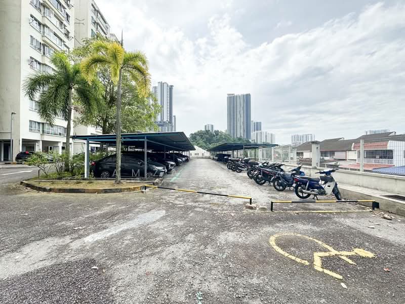 Kondominium untuk Dijual di Alpha Villa - Amzar Faiz - PropertyGuru.com.my