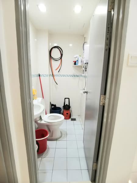 2-storey Terraced House for Sale in Taman Putra Prima (Puchong) - Wendy Chin - Bathroom - PropertyGuru.com.my