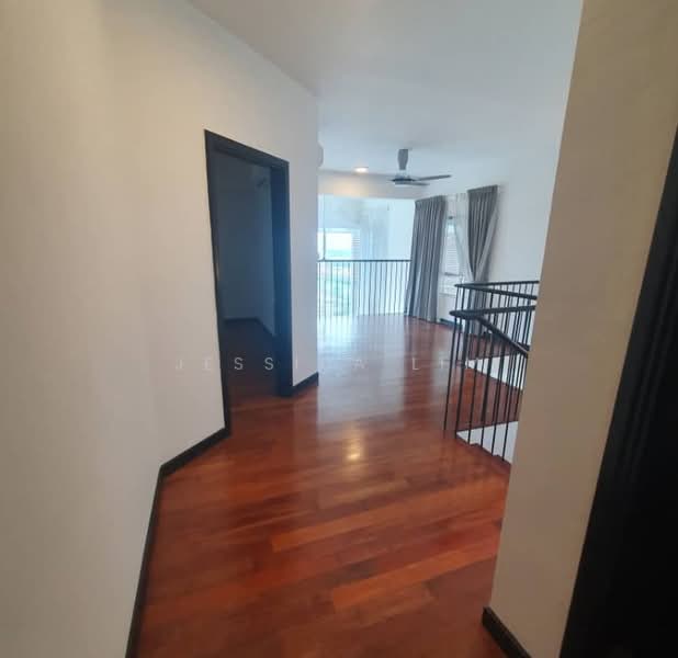 Kondominium untuk Dijual di Armanee Terrace - Jessica Lim - Corridor - PropertyGuru.com.my