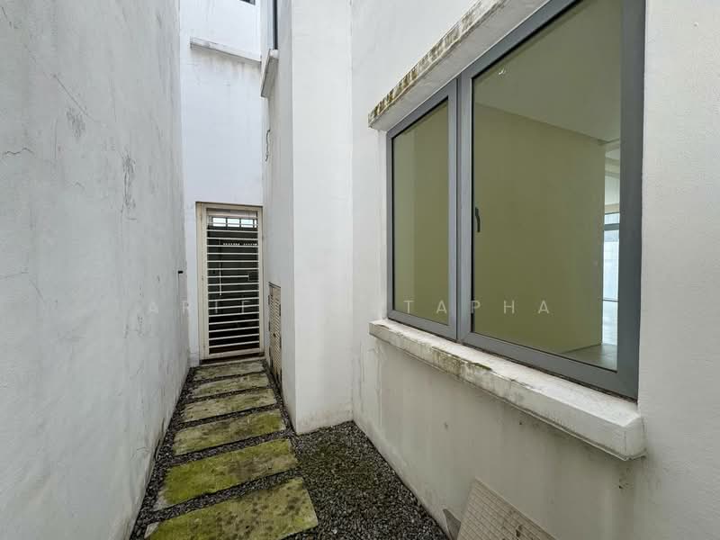 Semi-Detached House for Sale in Denai Alam (Shah Alam) - Arif Mustapha - Exterior - PropertyGuru.com.my