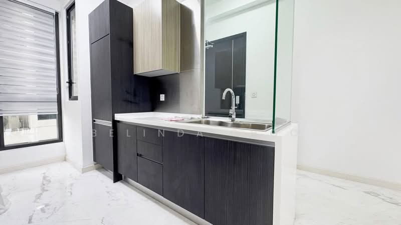 Service Residence for Sale at Setia Sky 88 - Belinda Choo - Kitchen - PropertyGuru.com.my