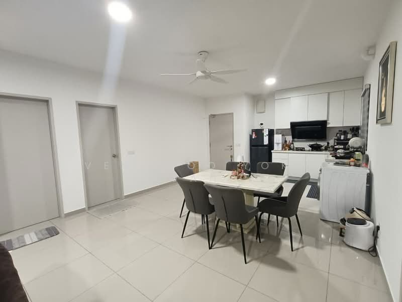 Service Residence for Rent at Huni @ Eco Ardence - Veni Foo Yoke Fuang - Dining Room - PropertyGuru.com.my