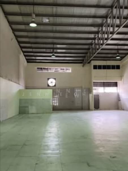 Terrace Factory for Sale in Taman Desa Cemerlang (Ulu Tiram) - Jennie Chew - Interior - PropertyGuru.com.my