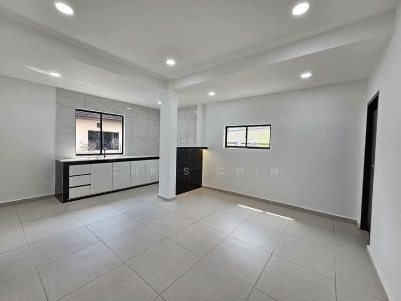 Rumah Teres 2 Tingkat untuk Dijual di Taman Daya (Johor Bahru) - Chris Chin - Kitchen - PropertyGuru.com.my