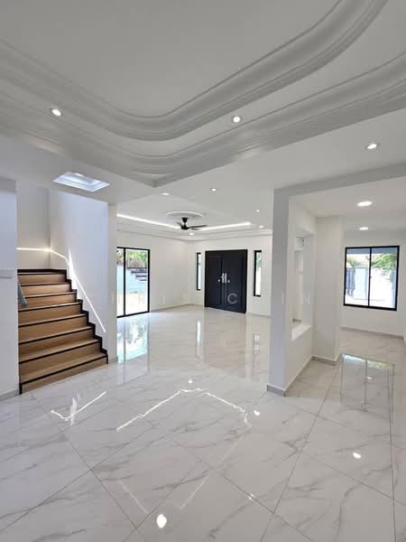 Rumah Teres 2 Tingkat untuk Dijual di Taman Daya (Johor Bahru) - Chris Chin - Living Room - PropertyGuru.com.my