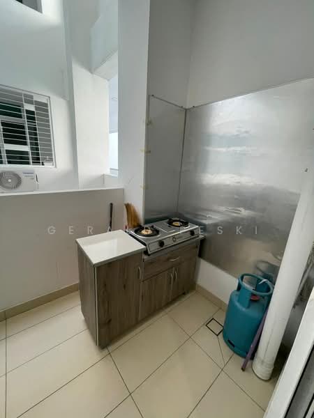 Servis Apartment untuk Dijual di Setia Tri-angle - Gerald Peski - PropertyGuru.com.my
