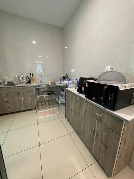 Servis Apartment untuk Dijual di Setia Tri-angle - Gerald Peski - PropertyGuru.com.my