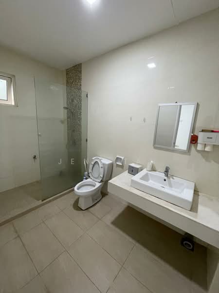 Kondominium untuk Disewa di Riverine Sapphire - Jeno Tan - Bathroom - PropertyGuru.com.my