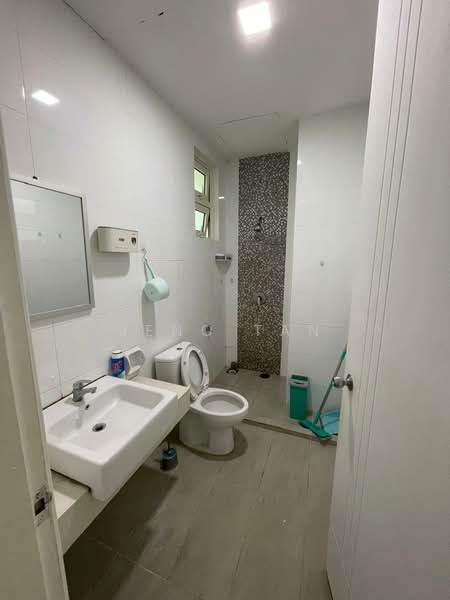 Kondominium untuk Disewa di Riverine Sapphire - Jeno Tan - Bathroom - PropertyGuru.com.my