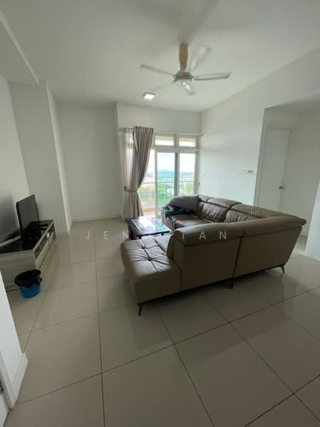 Kondominium untuk Disewa di Riverine Sapphire - Jeno Tan - Living Room - PropertyGuru.com.my