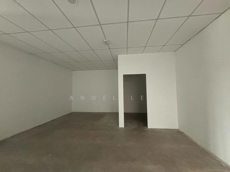 Terrace Factory for Rent in Taman Desa Cemerlang (Ulu Tiram) - Angel Lee - Interior - PropertyGuru.com.my