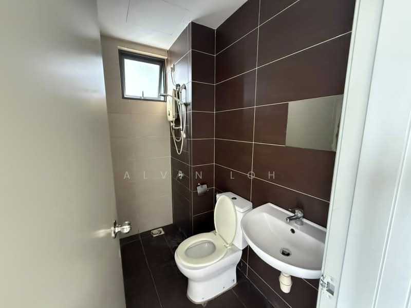 Kondominium untuk Disewa di Green Park Residence - Alvin Loh - Bathroom - PropertyGuru.com.my