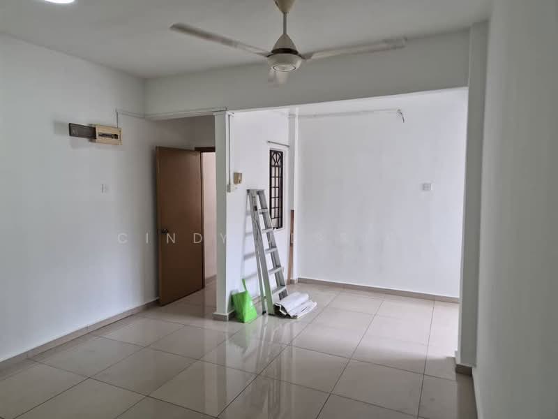 Rumah Flat untuk Disewa di Angsana - Cindy Jessica - Living Room - PropertyGuru.com.my