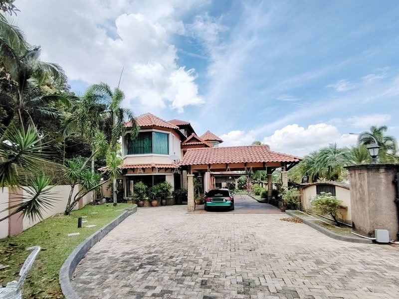 Semi-Detached House for Sale in Usj 3 (Subang Jaya) - Syafa Kamis - Exterior - PropertyGuru.com.my
