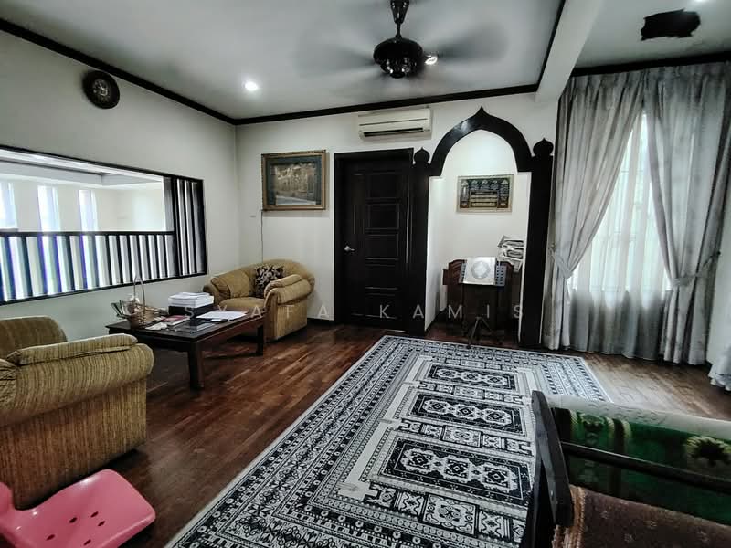 Semi-Detached House for Sale in Usj 3 (Subang Jaya) - Syafa Kamis - Living Room - PropertyGuru.com.my