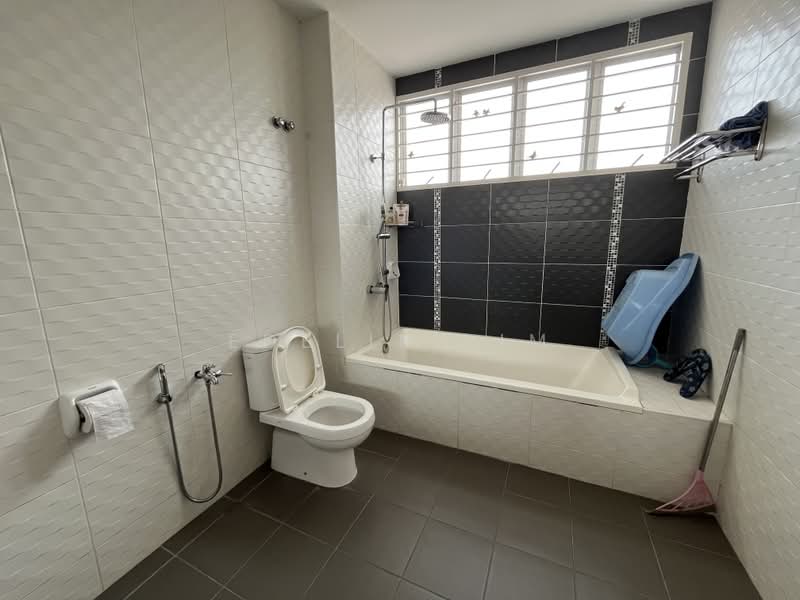Rumah Teres 3 Tingkat untuk Dijual di Pesona Kemuning (Shah Alam) - Edelin Lim - PropertyGuru.com.my