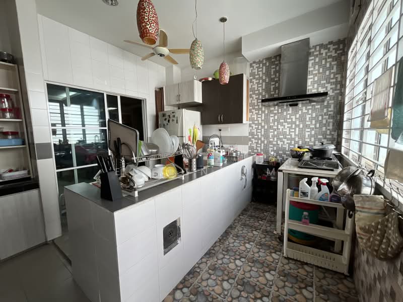 Rumah Teres 3 Tingkat untuk Dijual di Pesona Kemuning (Shah Alam) - Edelin Lim - PropertyGuru.com.my