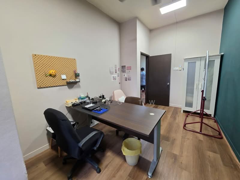 Rumah Teres 2.5-Tingkat untuk Dijual di Kepong (Kuala Lumpur) - Kiing TW - Study - PropertyGuru.com.my